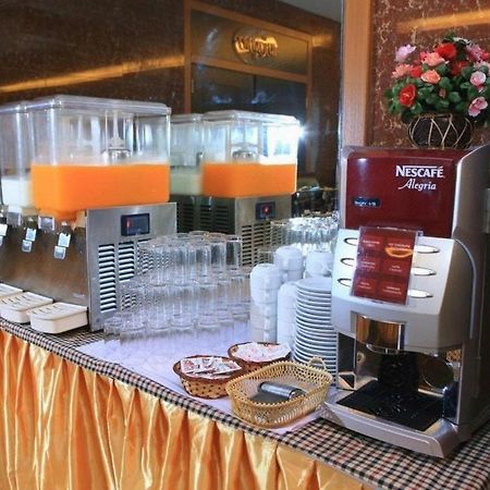 G2 Hotel Group Хатъяй Экстерьер фото