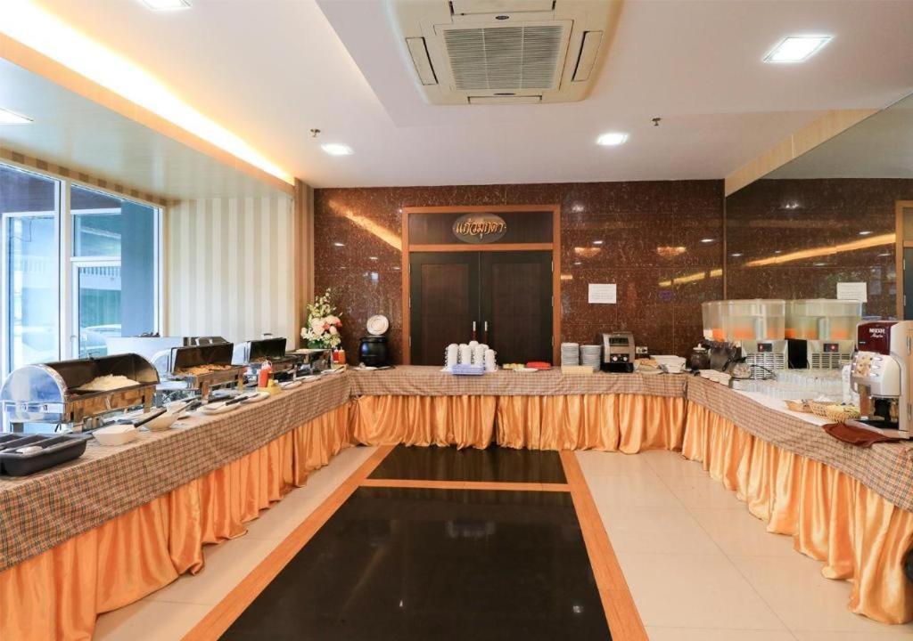 G2 Hotel Group Хатъяй Экстерьер фото